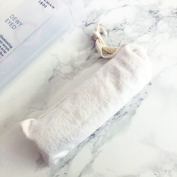 NIB Dewy Eyed Illuminating Eye Serum - Beekman 1802 - Picture 7 of 10